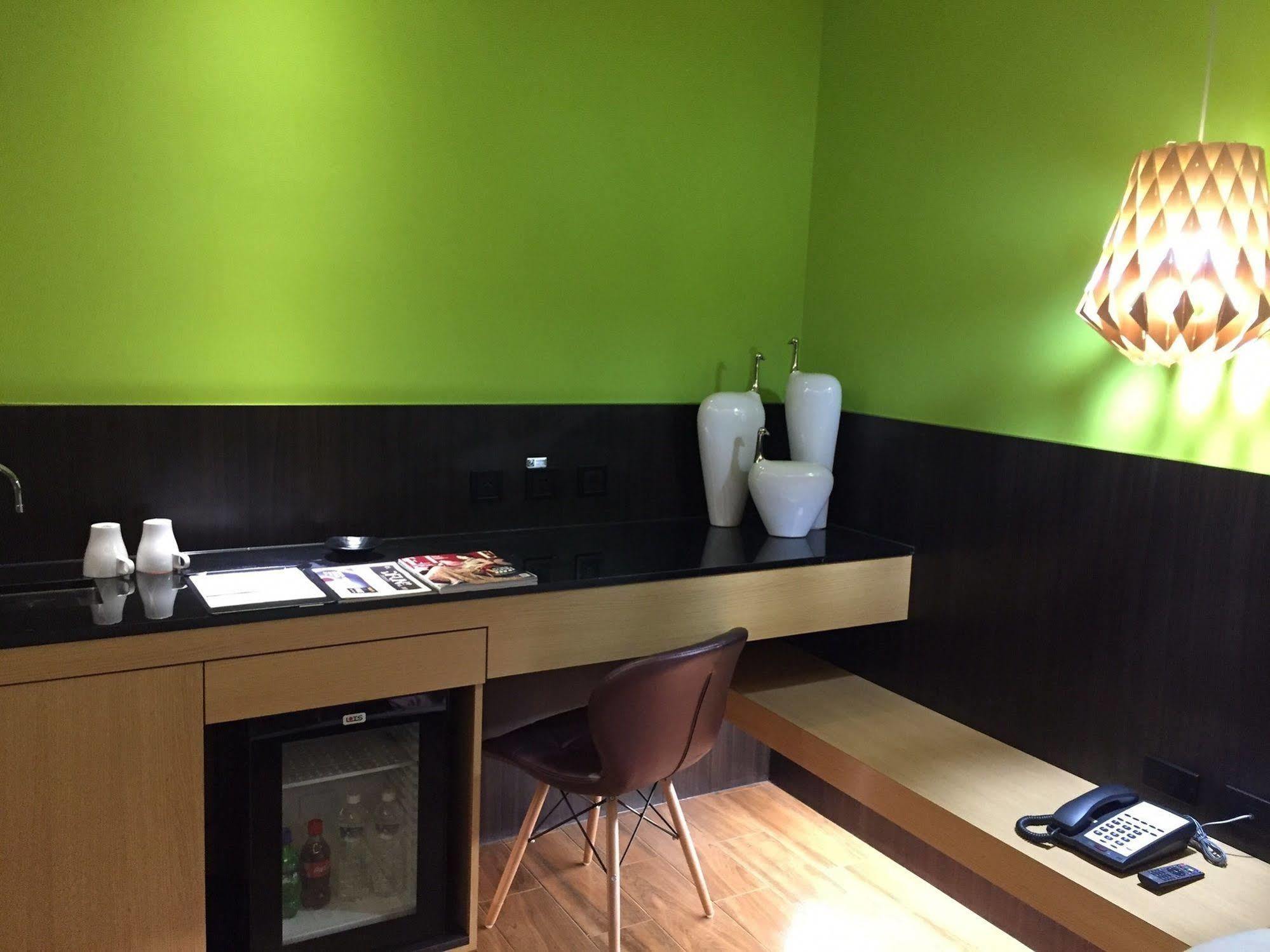 All-Ur Boutique Motel - Xin-Jhung Branch New Taipei City Exterior photo